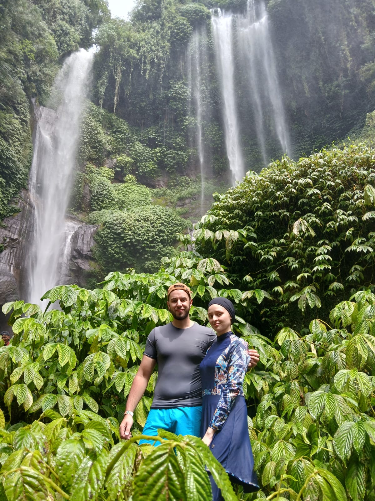 Guest couple at Sekumpul waterfall